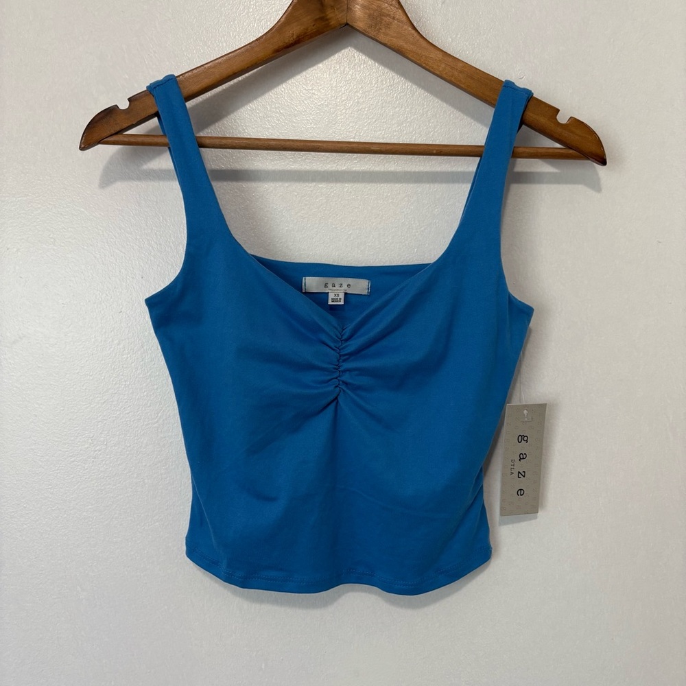 Gaze Crop Top